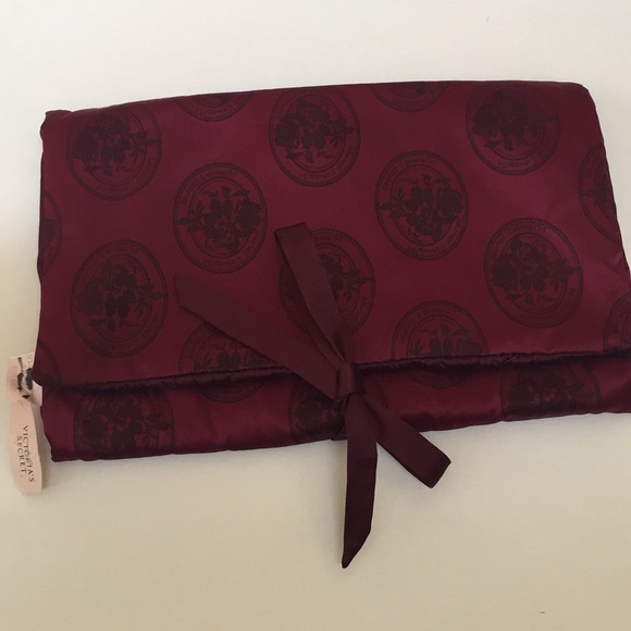 Victoria's Secret Handbags - Victoria’s Secrets Cosmetics/Accessory Case